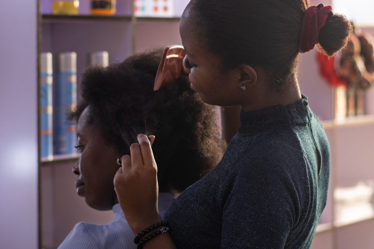 Bee2 kids Salon